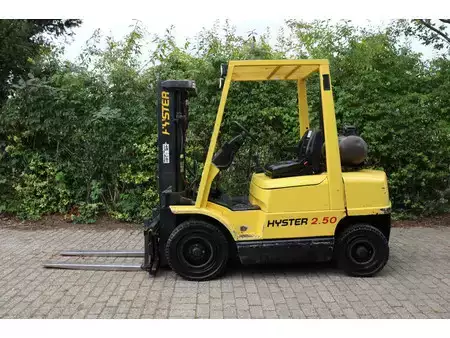 Gas gaffeltruck 2005  Hyster H2.50XM (2)