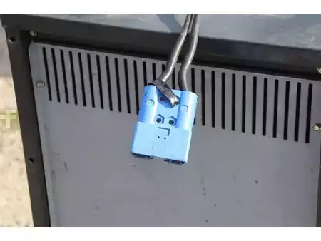 Carrelli elettrici 4 ruote 2010  Toyota 7FBMF25 (13)