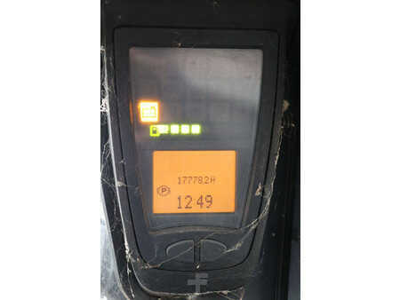 Diesel gaffeltruck 2017  Linde H50D-02 (30)