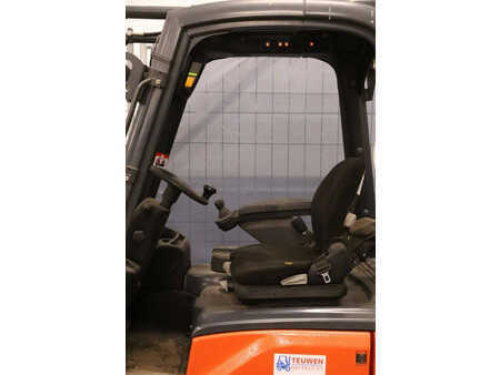 Eléctrica de 4 ruedas 2008  Linde E14-01 (18)