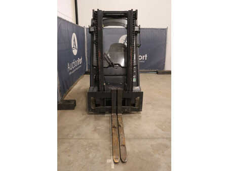 Eléctrica de 4 ruedas 2008  Linde E14-01 (7)