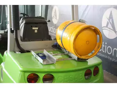 LPG VZV 2011  Cesab M335G (16)