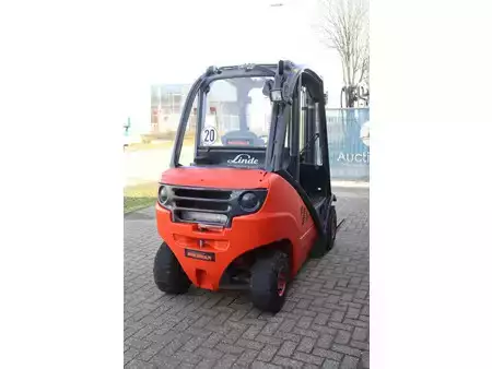 Empilhador diesel 2012  Linde H25D-01 (6)