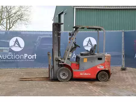 El Truck - 4-hjul 2013  EP Equipment CPD25J (1)