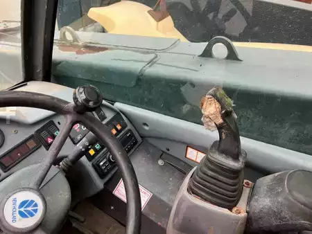 Teleskoplastare Rigid 2003  New Holland LM410 (17)