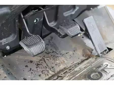 Carretilla elevadora diésel 2021  KIPOR KDF30 (24)