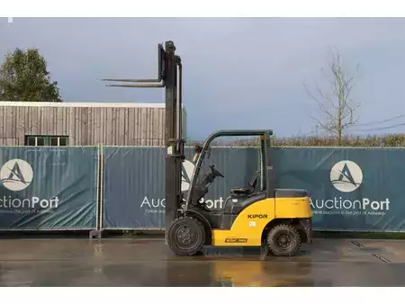 Carretilla elevadora diésel 2021  KIPOR KDF30 (39)