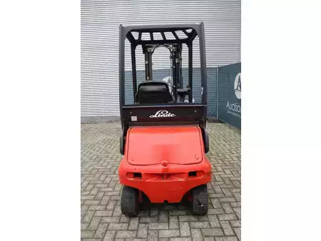 El Truck - 4-hjul - Linde E16P (5)