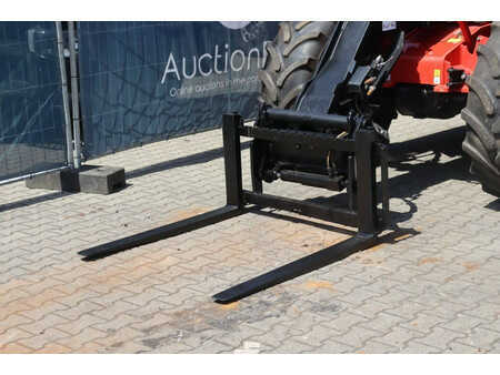Telehandler Fixed 2019  Manitou MLT 635 (9)