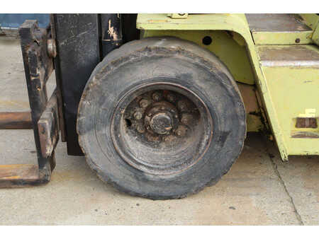 Dieselový VZV - Clark C500 Y70 PD (14)