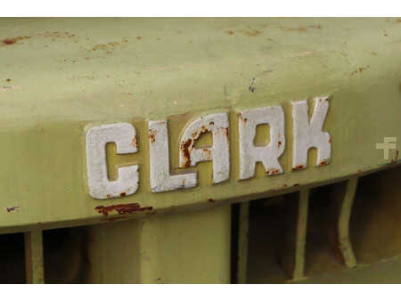 Dieselový VZV - Clark C500 Y70 PD (20)