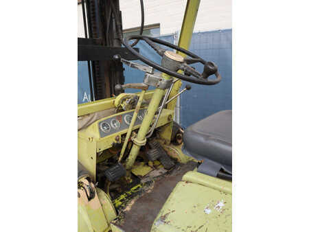 Dieselový VZV - Clark C500 Y70 PD (24)