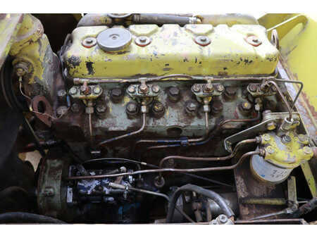 Dieselový VZV - Clark C500 Y70 PD (36)