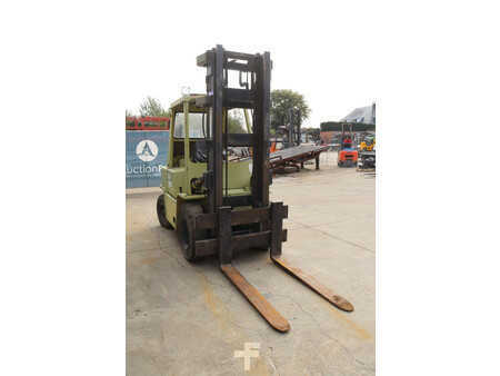 Dieselový VZV - Clark C500 Y70 PD (7)