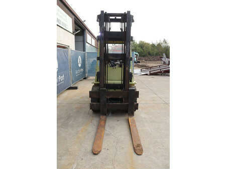 Dieselový VZV - Clark C500 Y70 PD (8)