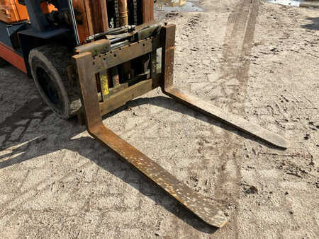 Treibgasstapler - Toyota 02-5FG30 (7)