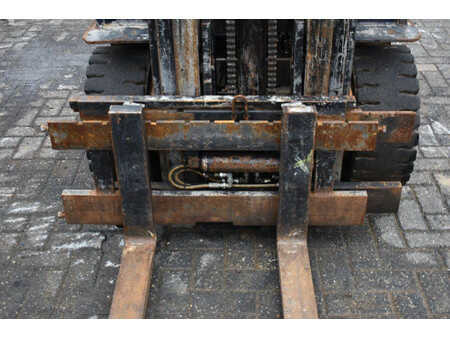 Wózki widłowe diesel 2005  Tailift FB25 (11)