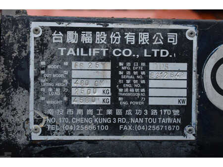 Wózki widłowe diesel 2005  Tailift FB25 (16)