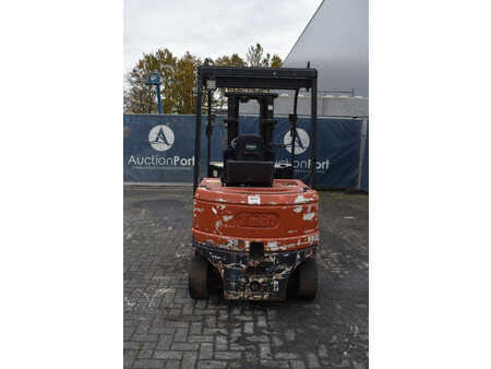 Wózki widłowe diesel 2005  Tailift FB25 (5)