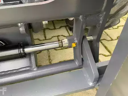 Teleskopstapler-Starr 2025  Everun ERT1500 (12)