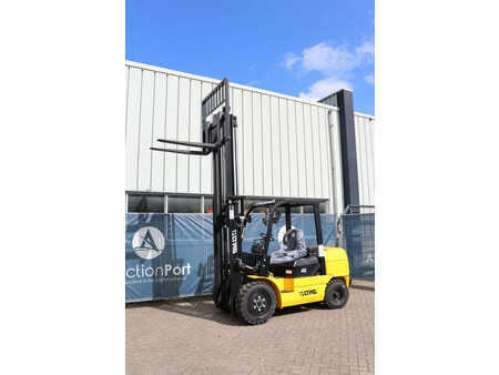 Diesel Forklifts 2025  LTMG FD40 (28)