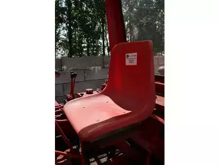 Chariots élévateurs tout terrain 1979  Manitou 4RM 30G (21)