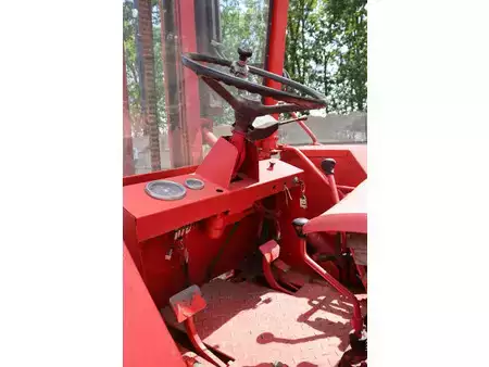 Chariots élévateurs tout terrain 1979  Manitou 4RM 30G (22)