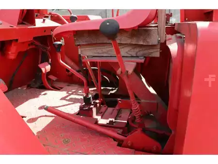 Chariots élévateurs tout terrain 1979  Manitou 4RM 30G (30)