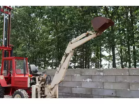 Chariots élévateurs tout terrain 1979  Manitou 4RM 30G (39)