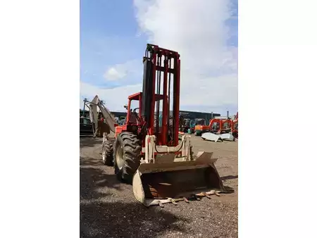 Chariots élévateurs tout terrain 1979  Manitou 4RM 30G (7)