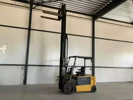 Carrelli elettrici 4 ruote 2009  CAT Lift Trucks EP30K-PAC (16)