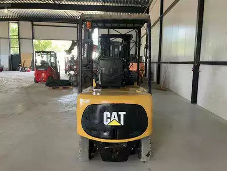 Carrelli elettrici 4 ruote 2009  CAT Lift Trucks EP30K-PAC (4)