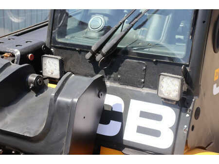 Empilhador telescópico-Fixo 2018  JCB 35D 4x4 (15)