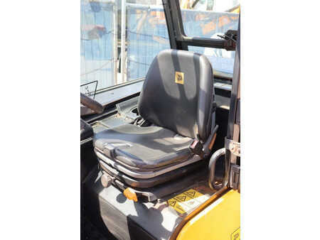 Empilhador telescópico-Fixo 2018  JCB 35D 4x4 (23)