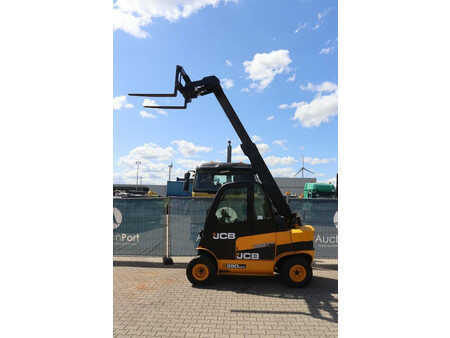 Empilhador telescópico-Fixo 2018  JCB 35D 4x4 (29)