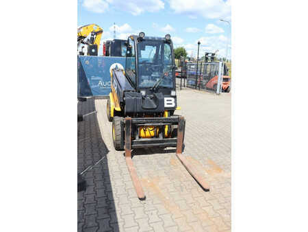 Empilhador telescópico-Fixo 2018  JCB 35D 4x4 (6)