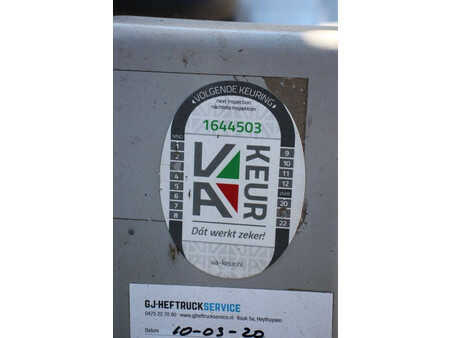 Carrelli elettrici 4 ruote - Komatsu FB13M-2 (14)