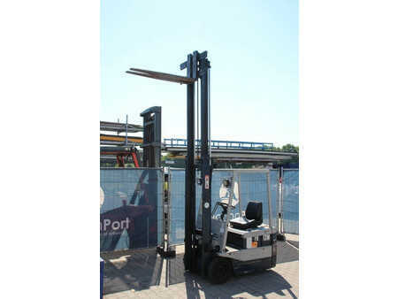 Carrelli elettrici 4 ruote - Komatsu FB13M-2 (27)