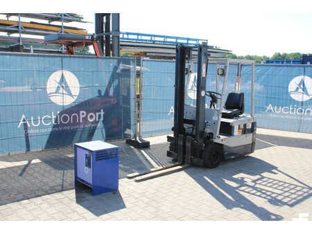 Carrelli elettrici 4 ruote - Komatsu FB13M-2 (8)
