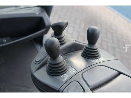 Diesel truck 2013  Fenwick H30D-02 (33)