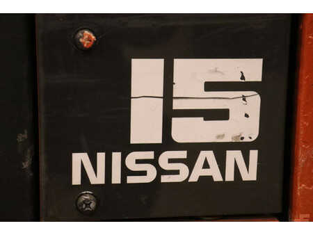 Eléctrica de 4 ruedas - Nissan  (12)