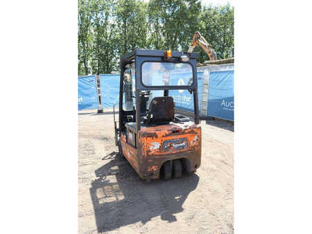 Eléctrica de 4 ruedas 2011  Doosan B15T-5 (4)