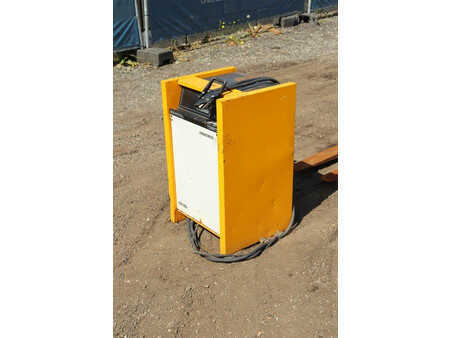 Elektromos 4 kerekű 2019  Linde E16C (10)