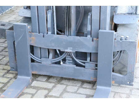 Carrelli elettrici 4 ruote 2014  Linde E25L-01 (10)