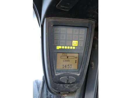 Carrelli elettrici 4 ruote 2014  Linde E25L-01 (27)