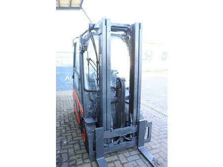 Carrelli elettrici 4 ruote 2014  Linde E25L-01 (6)