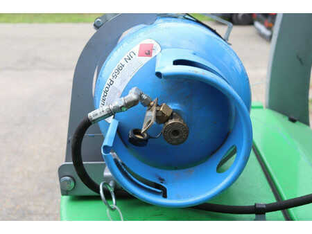 Treibgasstapler 2018  Cesab M325G (18)