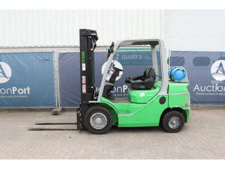 Treibgasstapler 2018  Cesab M325G (2)