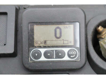 Treibgasstapler 2018  Cesab M325G (26)