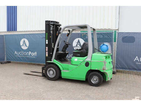 Treibgasstapler 2018  Cesab M325G (3)